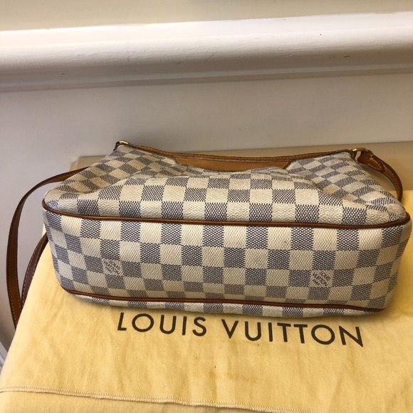 Louis Vuitton Siracusa Cross body - Picture 6 of 10